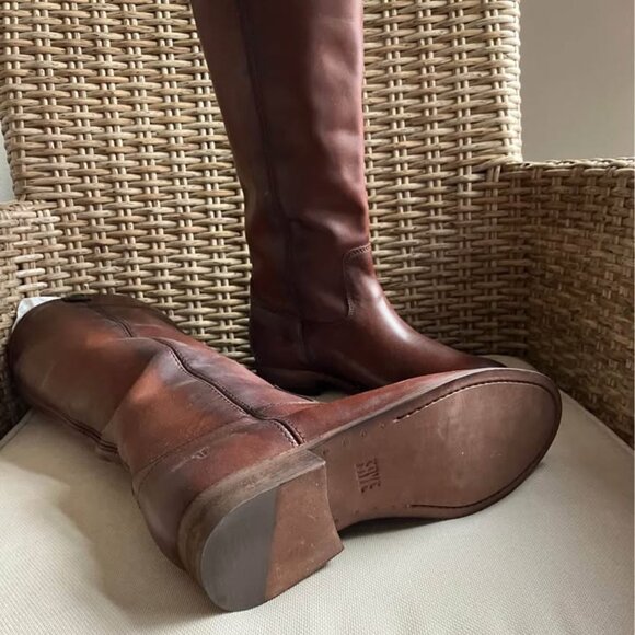 NEW Frye, brown leather The Melissa Button 2 boots, size 6.5 - Picture 4 of 4